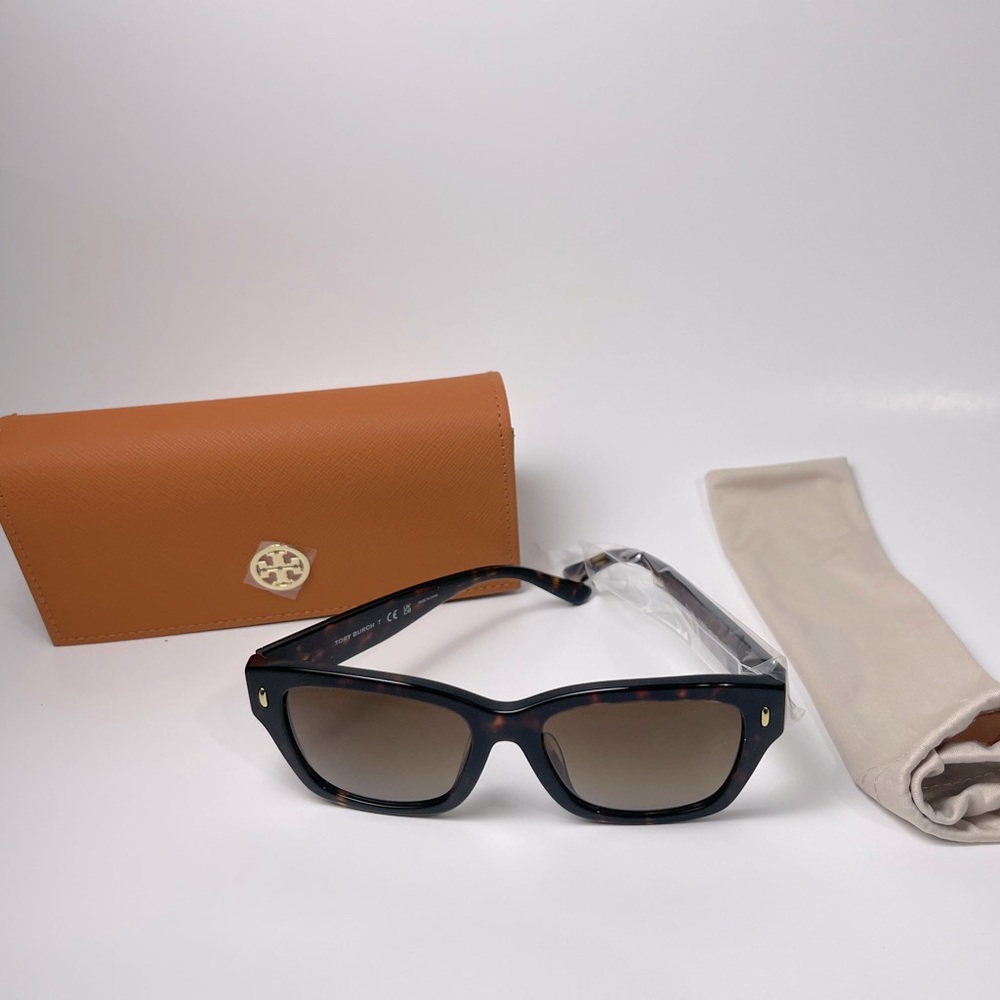 Tory Burch Women’s sunglasses